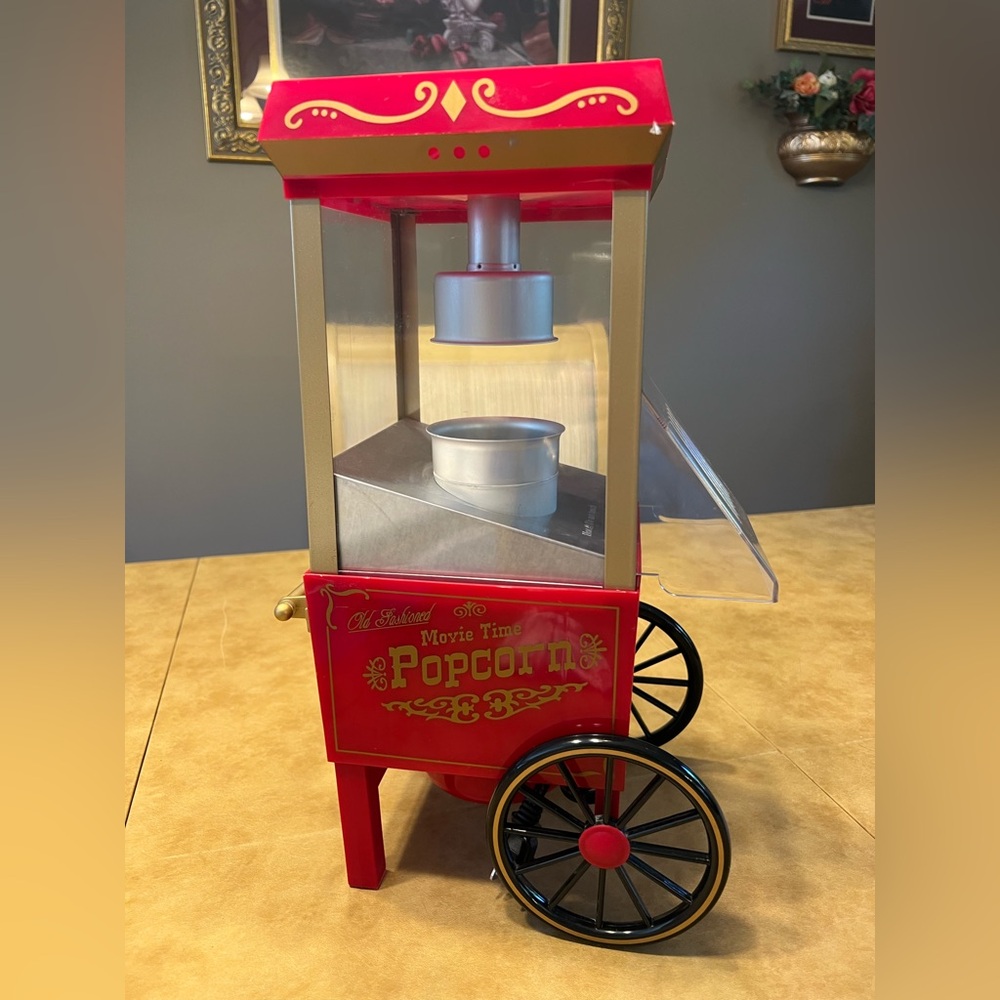 Nostalgic Tabletop RED hot air popcorn maker